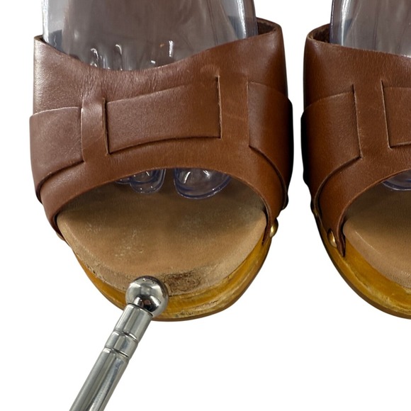 UGG Brown Leather Heeled Sandals Wooden Clogs Buckle Accents Women's 9 Retro - Picture 8 of 9